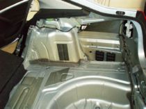 шумоизоляция арок и багажника Skoda octavia